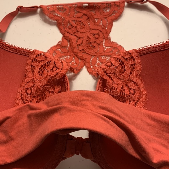 Victoria’s Secret bra, 36C - Picture 4 of 5